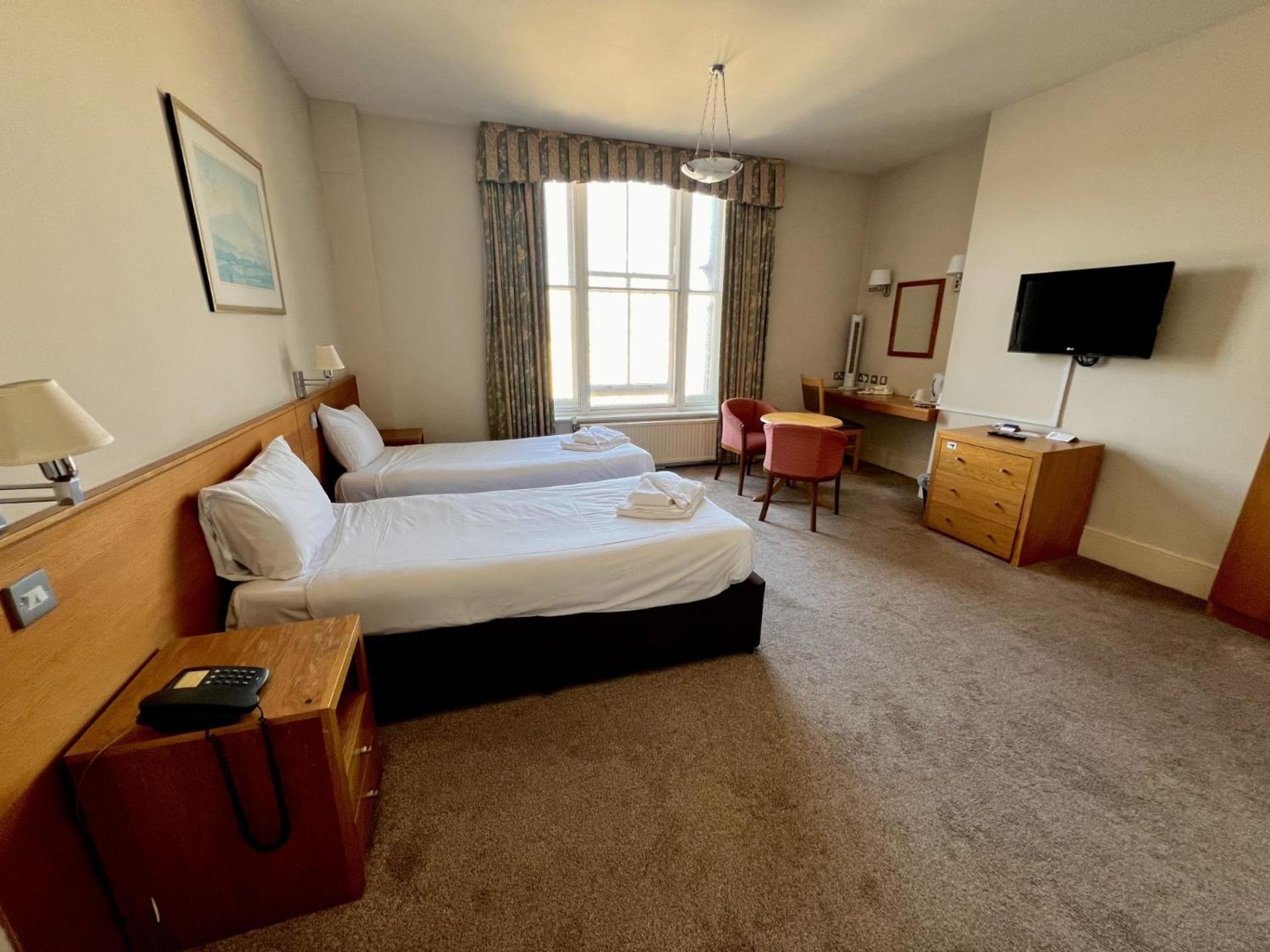 Cavendish Hotel Истбурн Экстерьер фото
